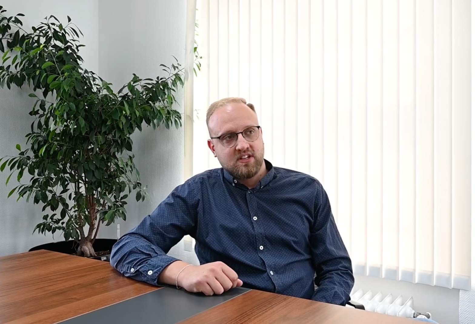 Interview Andre Gluth Arbeit bei AMID Firmenversicherungsmakler Hamm