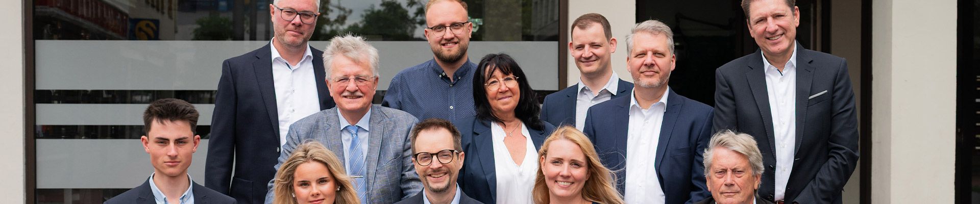 Versicherungsleistung Team AMID Firmenversicherung Versicherungsmakler Zielgruppe Leistung Firmenversicherung